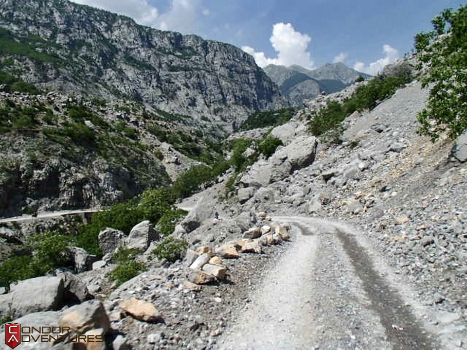 explorealbania-motoros túra-condorriders-sasok földje-albánia-SH20-albán alpok-albanian alps