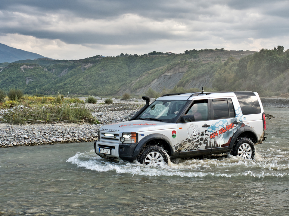 4x4